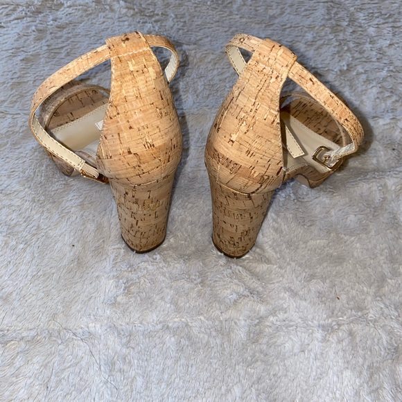 AKIRA BE THIS WAY CHUNKY SANDAL HEEL - Picture 6 of 7